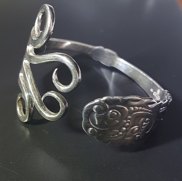 Bracelet - Picture 2 of 5